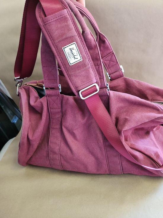 Herschel Supply Company Handbags - Herschel Supply Company Travel Duffle